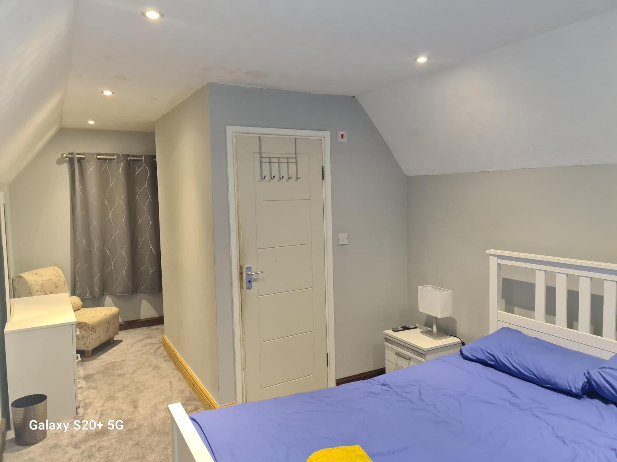 The Reading Whole Apartment With Private Lake And Gardens Exterior foto
